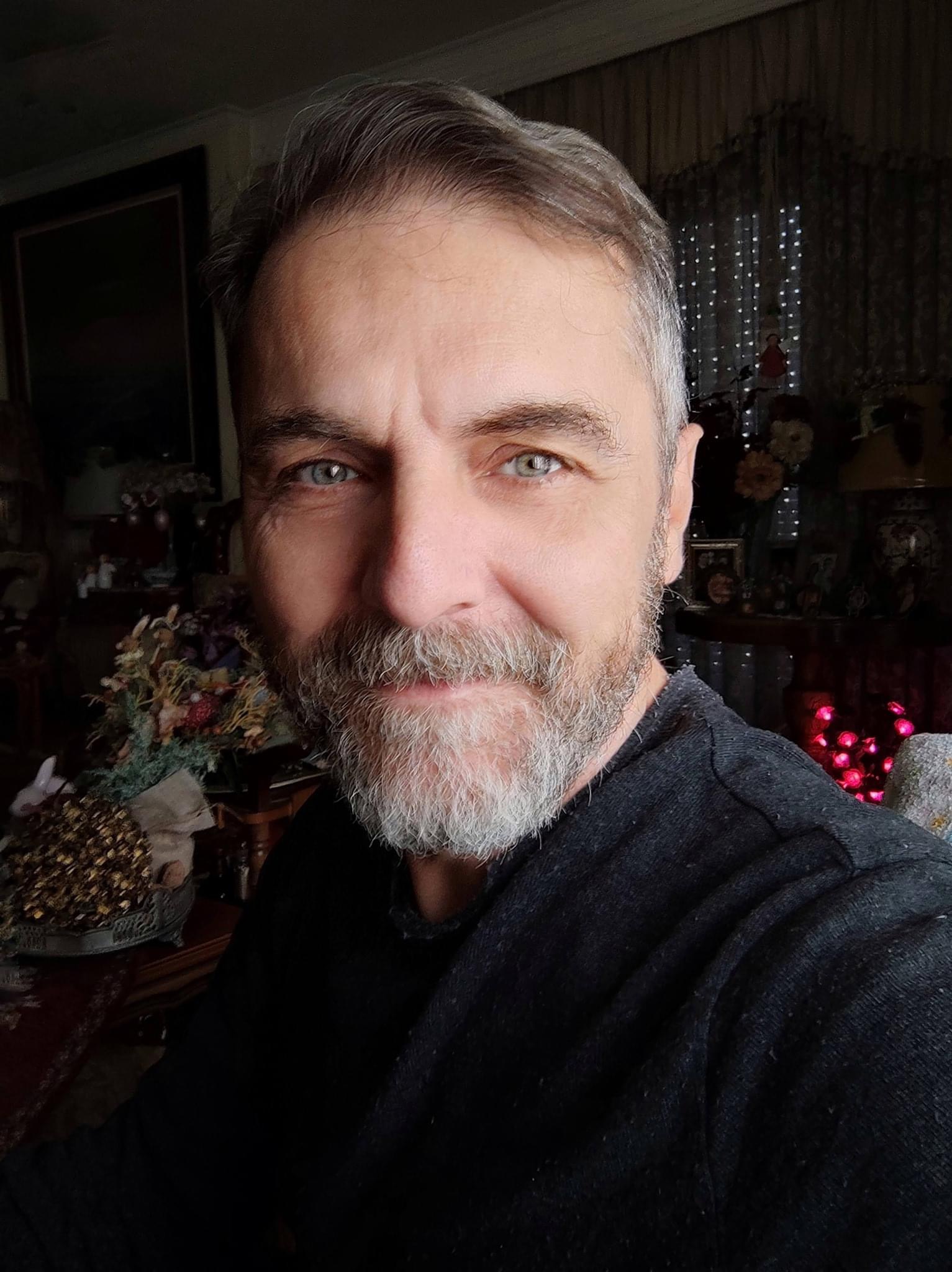 artist profile image